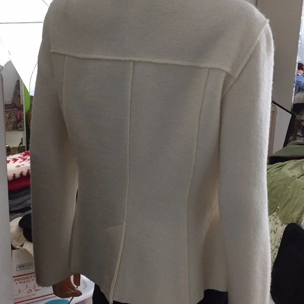 NWOT Chico’s Double Breasted Style Winter White Gold Button BlazerJacket Size M